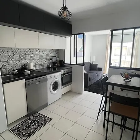 Apartment Beautiful Studio - Close To Beach